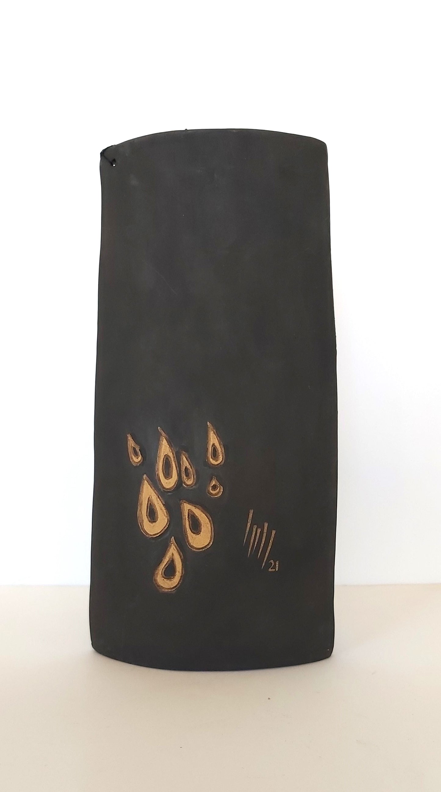 Cathies Pot - Rainy Day