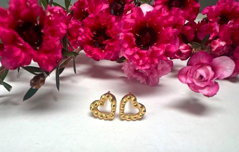 Heart Studs