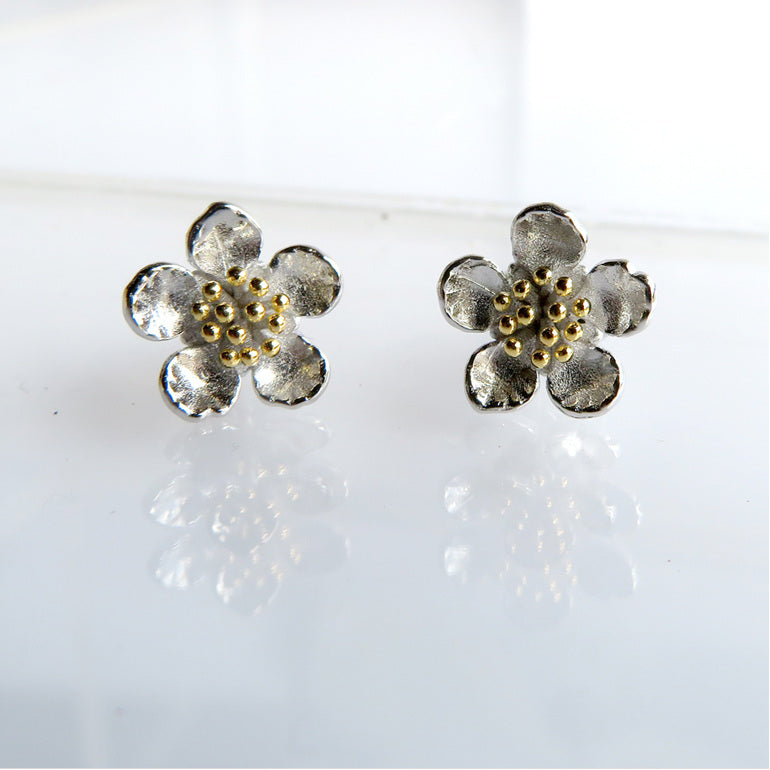 Manuka Stud Earrings