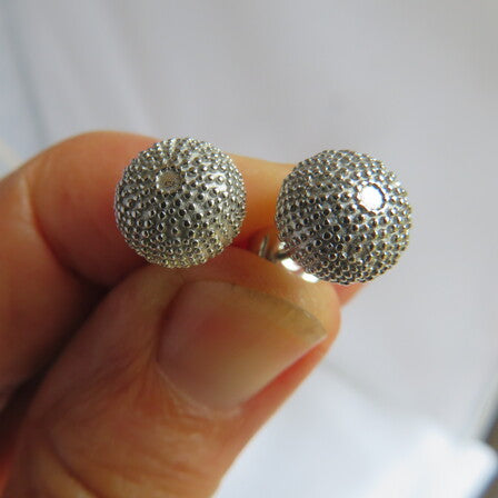 Kina Studs