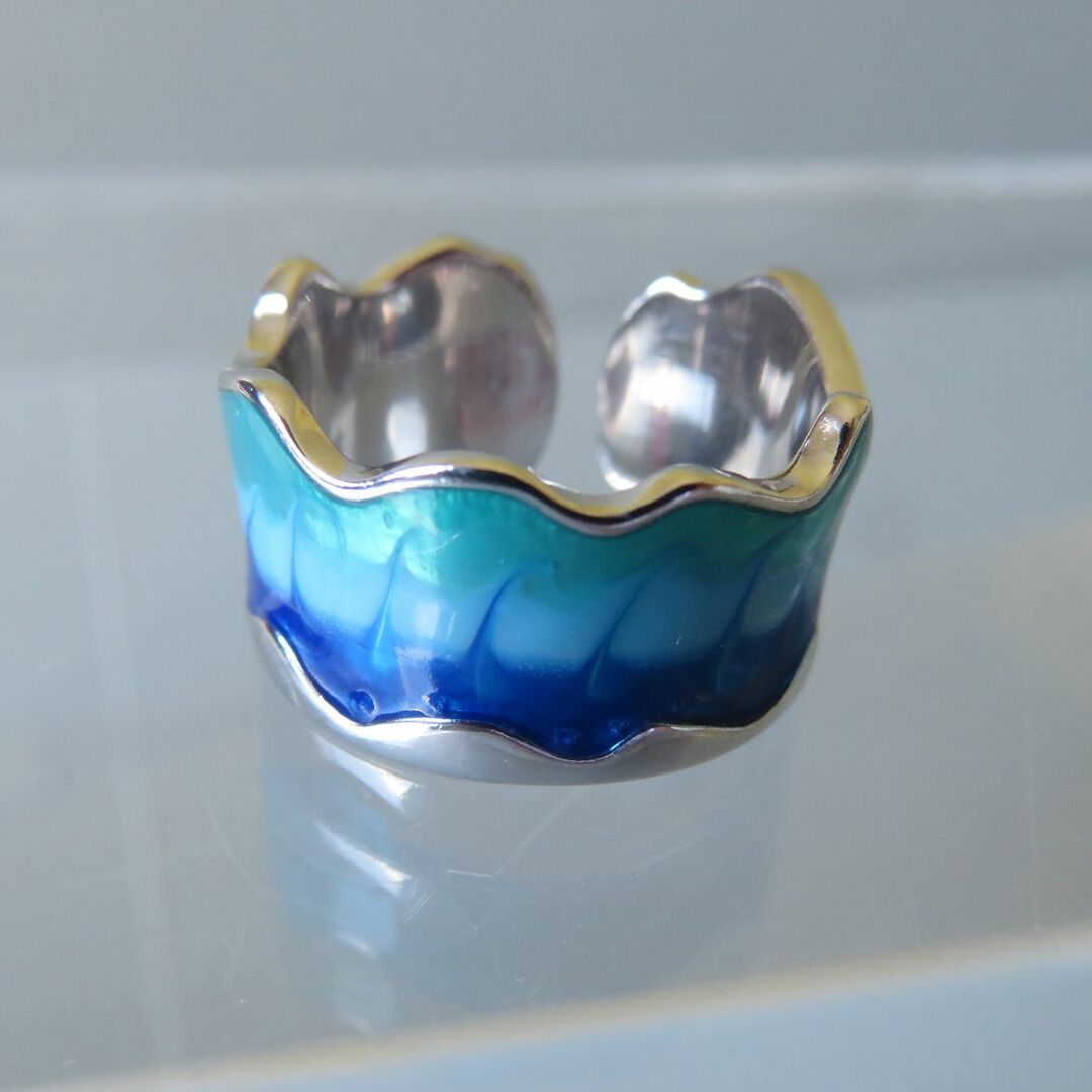 Wave Ring